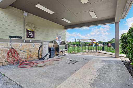Dog Washing Station at Overlook at Stone Oak Park Apartments, San Antonio, 78258
