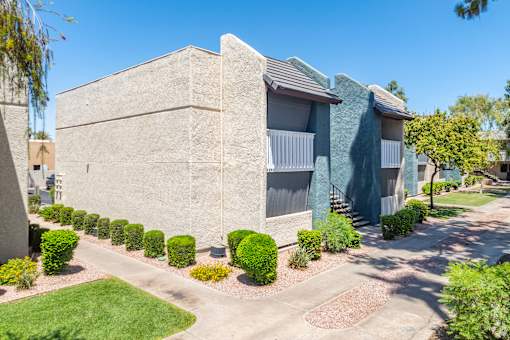 Exterior Building at Oakridge Apartments, Arizona