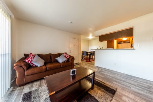 Spacious Living Room at Oaks of Westlakes Apartments, Texas