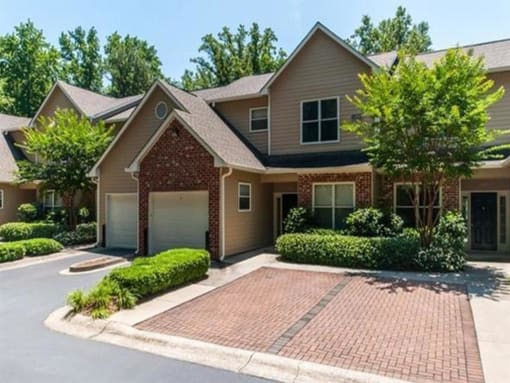 Elegant Exterior View at Manchester Place Apartments, Georgia, 30122