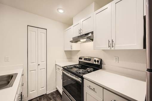 A Premium 1 Bedroom 1 Bath Kitchen at Brookhaven Apartments in Federal Way, Washington