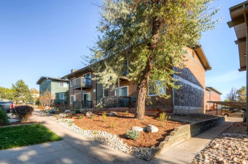 The View at Greentree Village Apartments