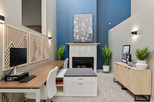 Business Center at Horizon East Apartments.