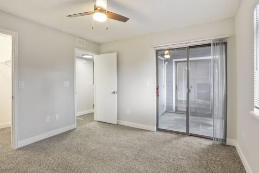 A Bedroom at Horizon East Apartments