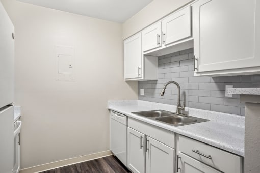 The Kitchen at Hilltop View Apartments