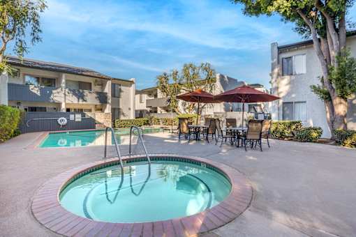 Heated tub at Twenty 2 Eleven Apartment Homes, California, 91306