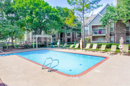 Riverside Park Apartments Tulsa Resort pool
