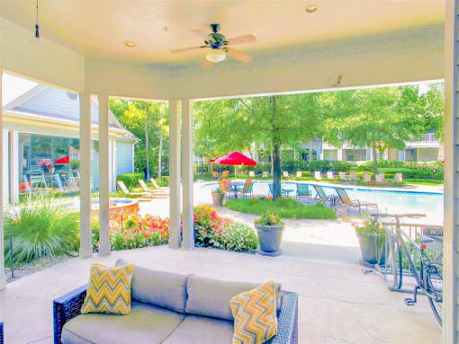 Ample outdoor lounges at The Remington at Memorial in Tulsa, OK, For Rent. Now leasing 1 and 2 bedroom apartments.