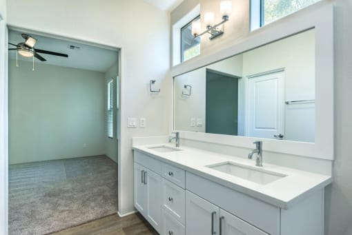 Luxurious Bathroom at Dolce Villagio Townhomes, Tempe, Arizona