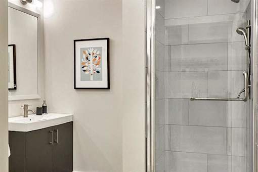 Spa Inspired Bathroom at Link Apartments® Canvas, Atlanta