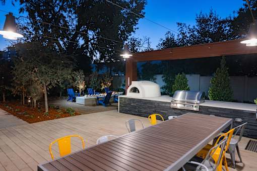 barbecue pavilion at Ladera