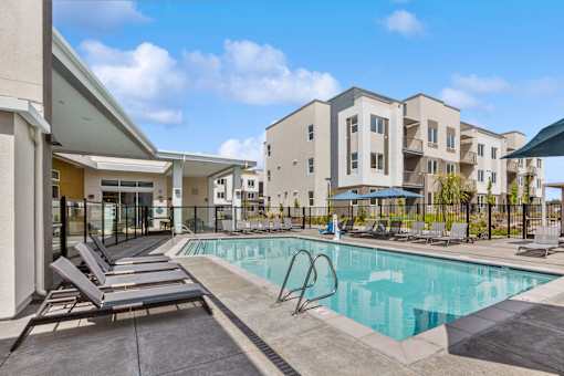 Pool and sundeck at Brix 325