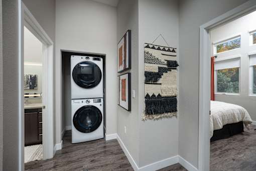 in home washer and dryer at Ladera