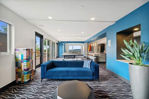 Community lounge at Vue 22