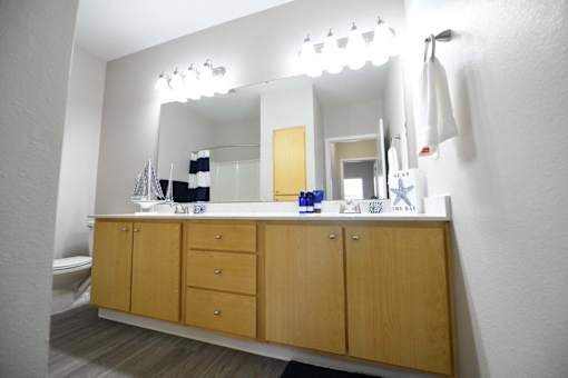 Luxurious Bathrooms at Domaine at Villebois , Wilsonville, Oregon