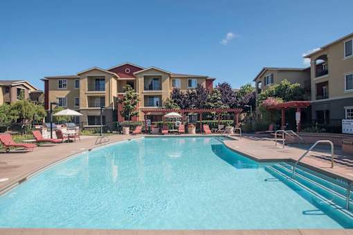 Outdoor Swimming Pool at Sterling Village Apartment Homes, Vallejo, CA