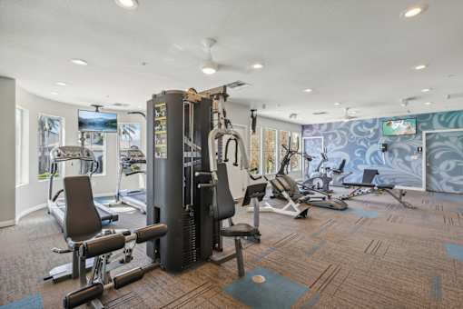 fitness center at Verona Apartments