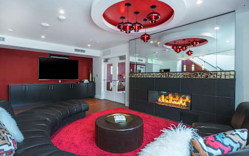 resident clubhouse at Twenty20 Mad Apartments