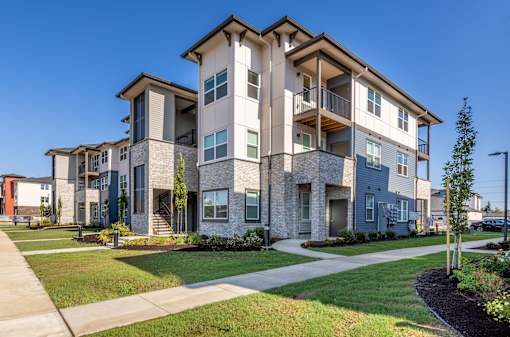 Exterior Building at Zera at Reed Crossing