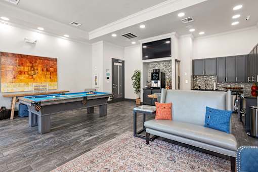 Clubroom with study area, free printing, coffee bar and pool table