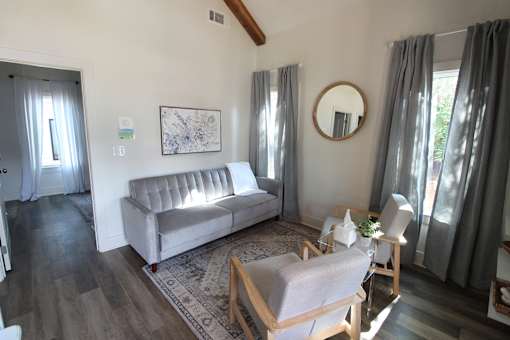 Cottage - 1 Bedroom
