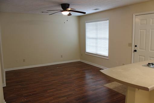 Glenn Oaks - 2 Bedroom