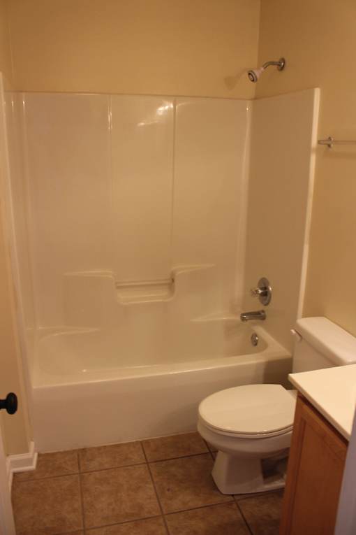 Glenn Oaks - 2 Bedroom