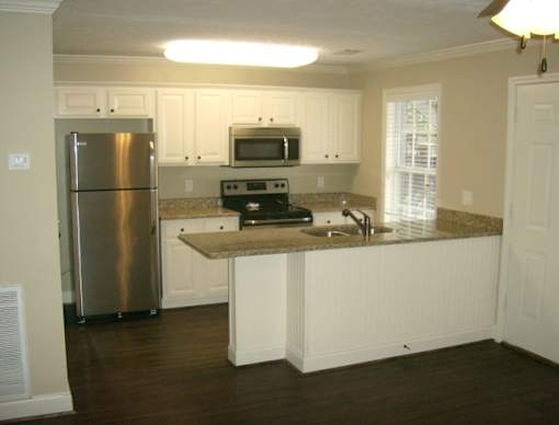 Varsity - 2 Bedroom - Renovated