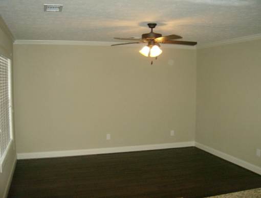 Varsity - 2 Bedroom - Renovated