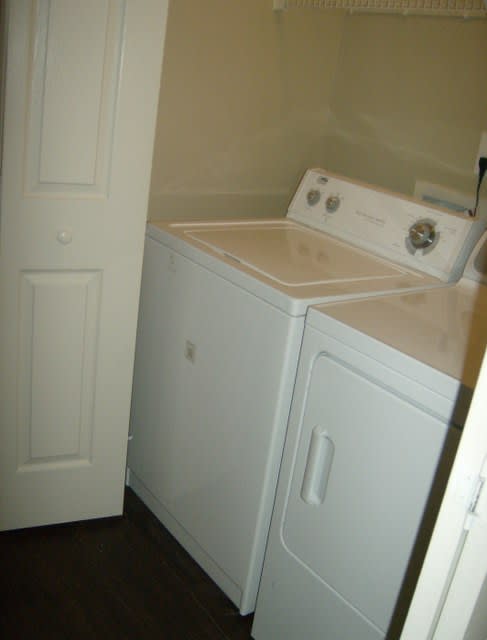 Varsity - 2 Bedroom - Renovated
