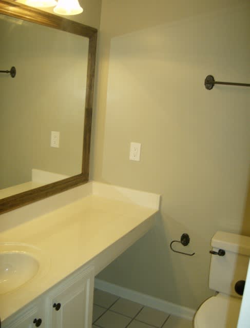 Varsity - 2 Bedroom - Renovated