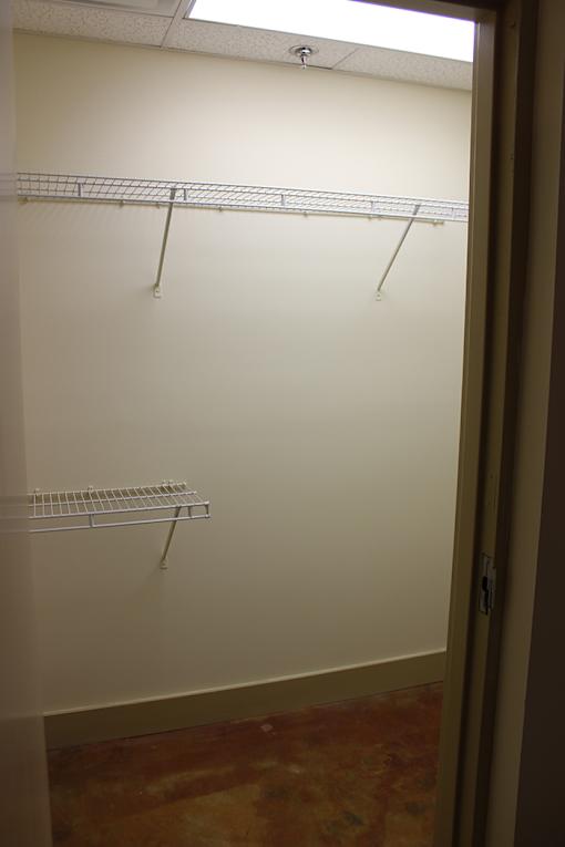 Roof Gardens - 1 Bedroom