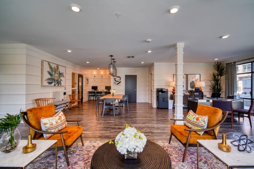 500 Northside Apartments Lobby