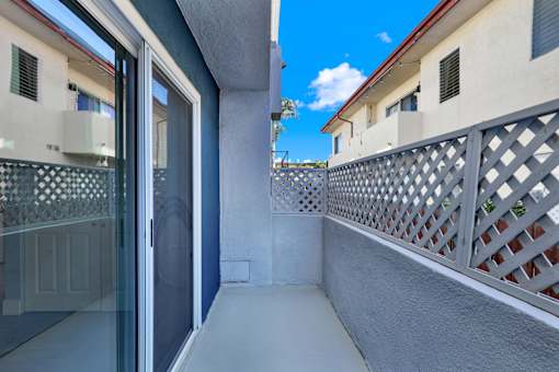 Large Balcony at Federal Apartments, Los Angeles California