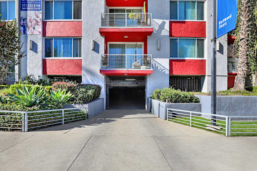 Exterior Landscape at Chateau La Fayette, California, 90057
