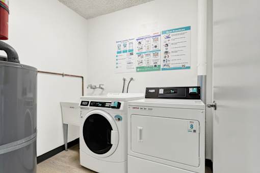 Washer Dryer at Chateau La Fayette, Los Angeles, CA