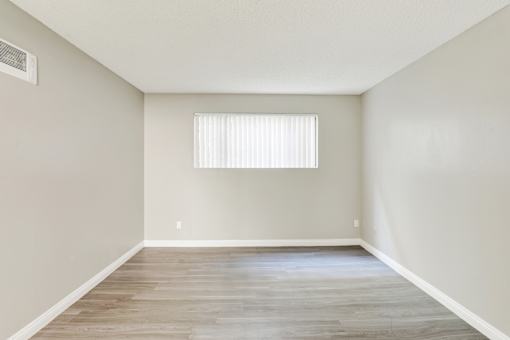 Bright and spacious room at La Fayette Marquis, California
