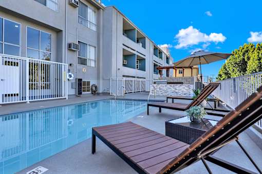 Pool Area at Oxnard Plaza, North Hollywood, CA, 91606