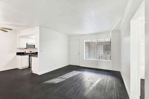 Unfurnished Living Area at Elmwood Gardens, Burbank, CA, 91502