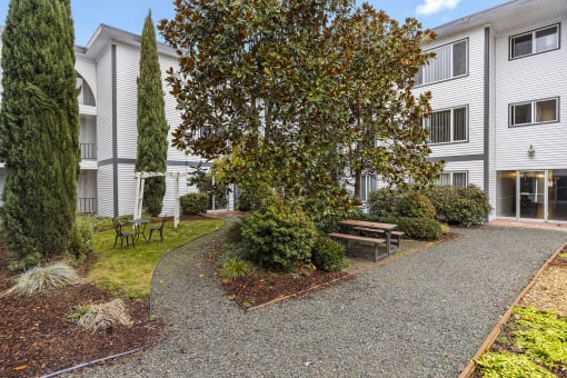 Courtyard at The Ridge at Bellevue, Bellevue, 98005