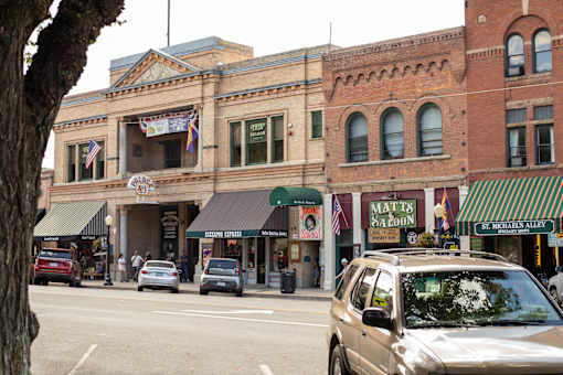 Historic Prescott Square shops at Pines at Prescott Apartments, Prescott, AZ