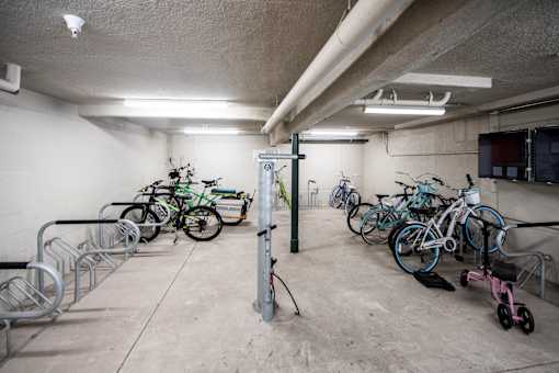 1616 Ocean, Community Bike Racks