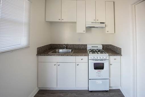 Ozone Marine, Sample Studio Apartment