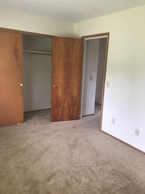 Riverview interior room