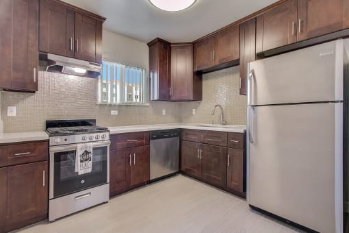 One Bedroom apartment with spacious kitchen. Move in special