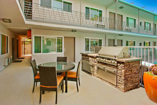 BBQ Grill, Common are patio, North Hollywood Apartment_Twin Palms