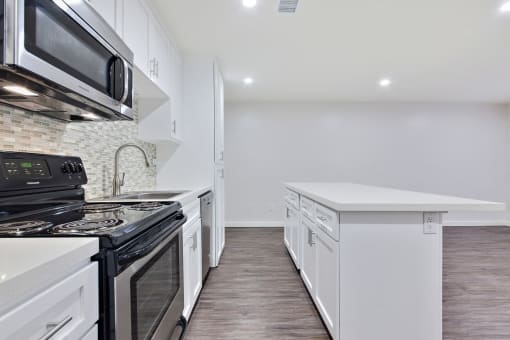 Microwave ; Stove