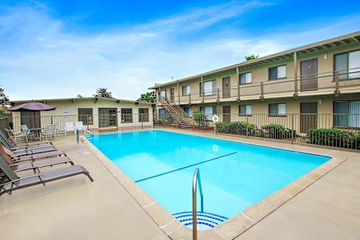 Second swimming pool
