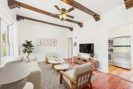 1 Bedroom Apartment