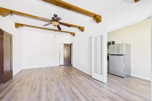 Studio Apartment